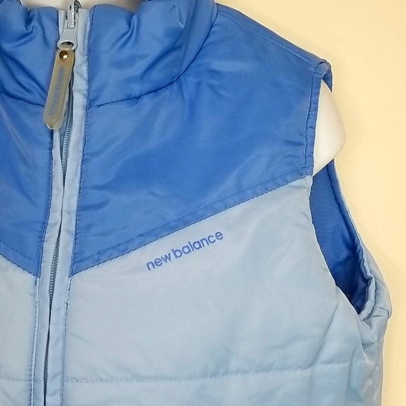 Girls 12/14 New Balance Reversable Blue vest - Picture 2 of 10